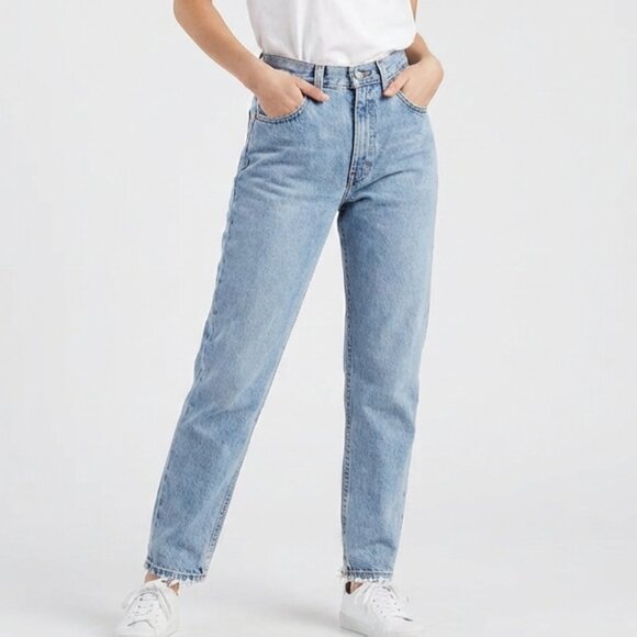 Vintage Levi's 550 Relaxed Fit Tapered Leg Jeans - Size 2 Petite - Picture 3 of 15